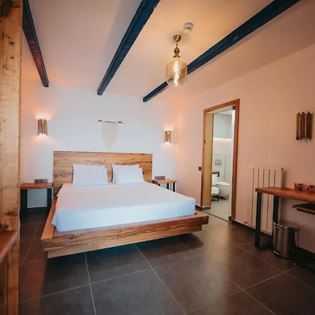 Bueyuekada Loc'ada *