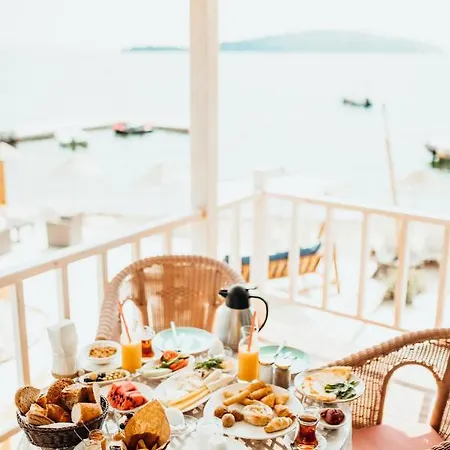 Otel Büyükada Loc'ada *