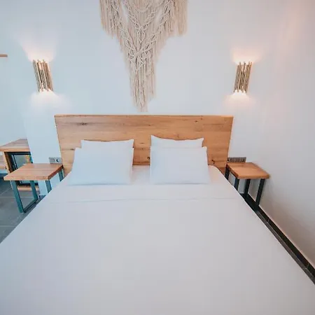 Bueyuekada Loc'ada *