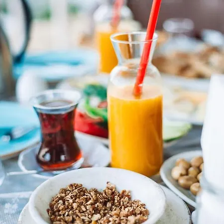 Bueyuekada Loc'ada Hotel *