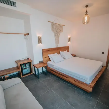Bueyuekada Loc'ada Hotel *