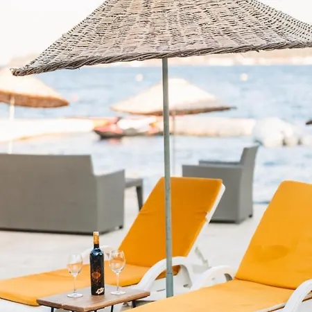 Büyükada Loc'ada Otel