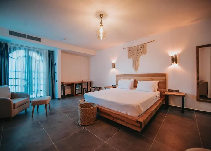 Bueyuekada Loc'ada * Adalar