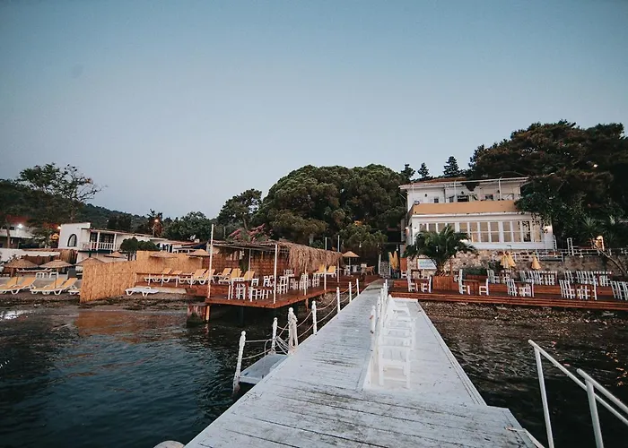 Hotel Bueyuekada Loc'ada Adalar