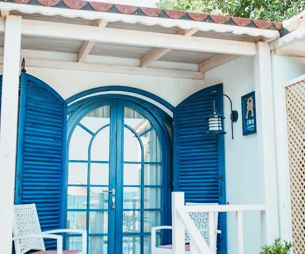 Bueyuekada Loc'ada Adalar