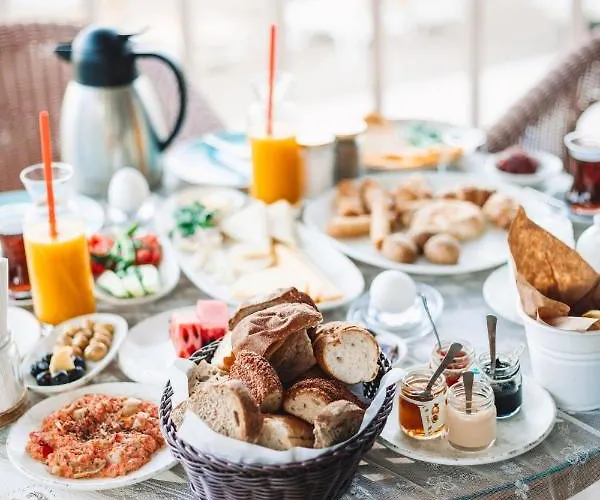 Bueyuekada Loc'ada Adalar