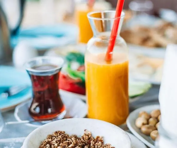 Bueyuekada Loc'ada Hotel *