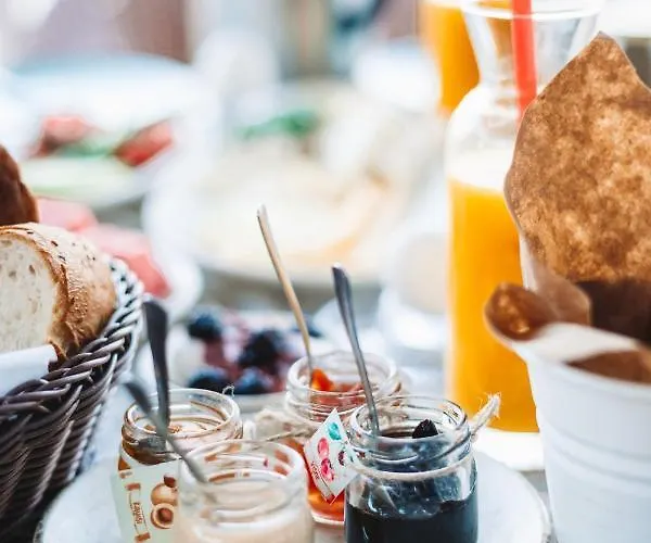 Bueyuekada Loc'ada Hotel Adalar