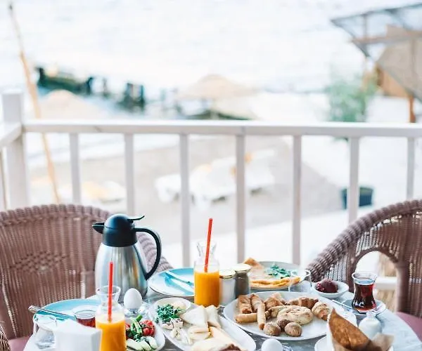 Bueyuekada Loc'ada Hotel Adalar